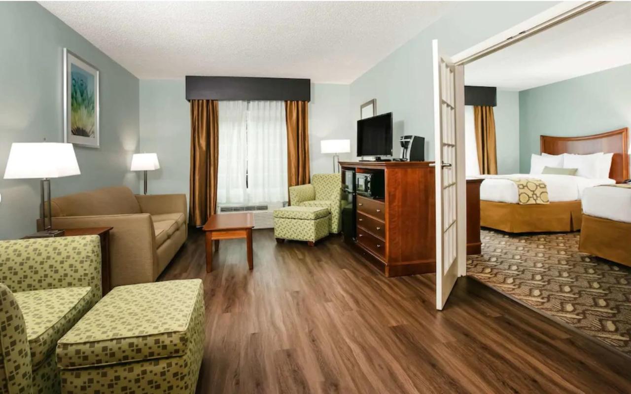 Baymont Inn & Suites בראסלטון מראה חיצוני תמונה