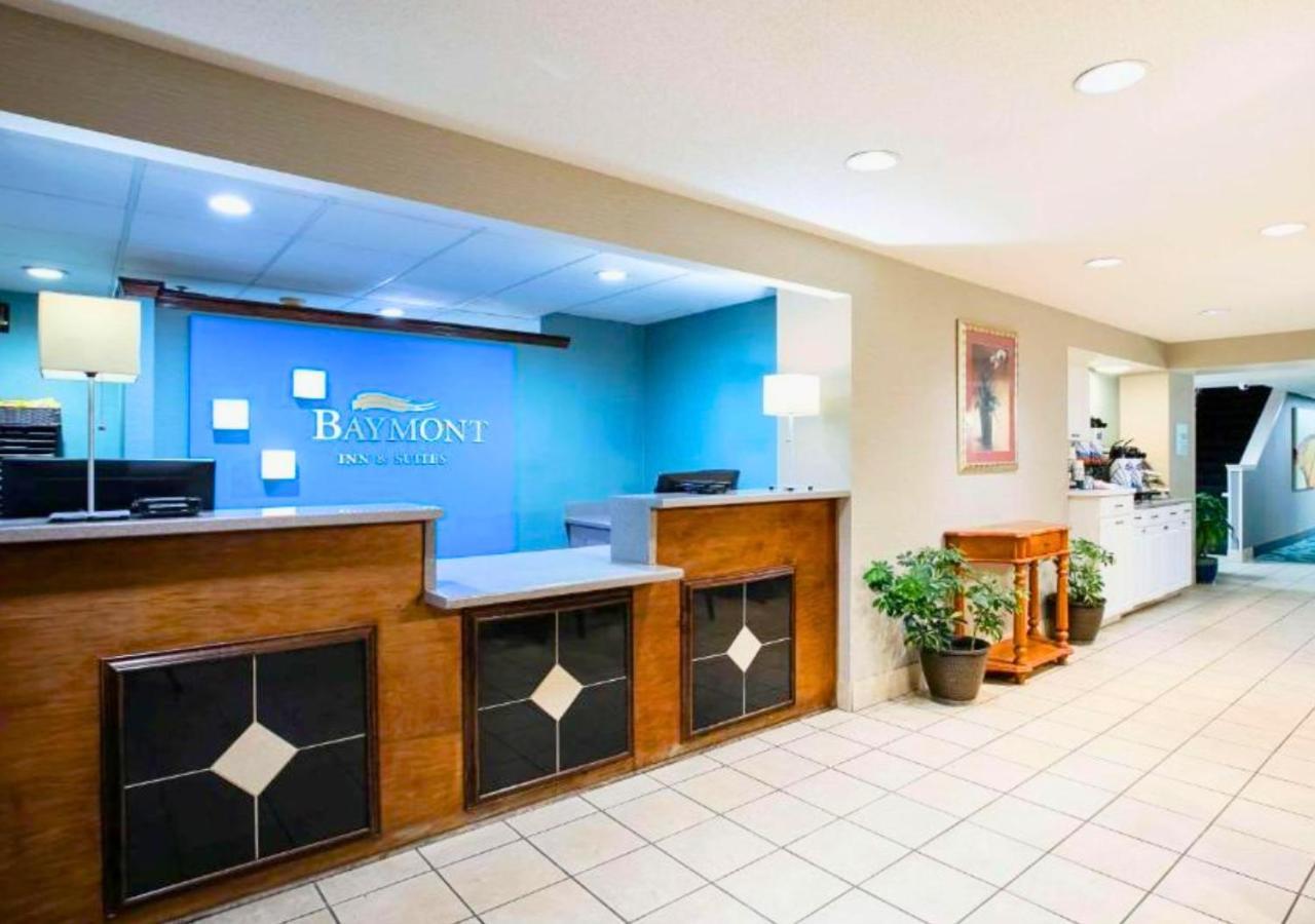 Baymont Inn & Suites בראסלטון מראה חיצוני תמונה