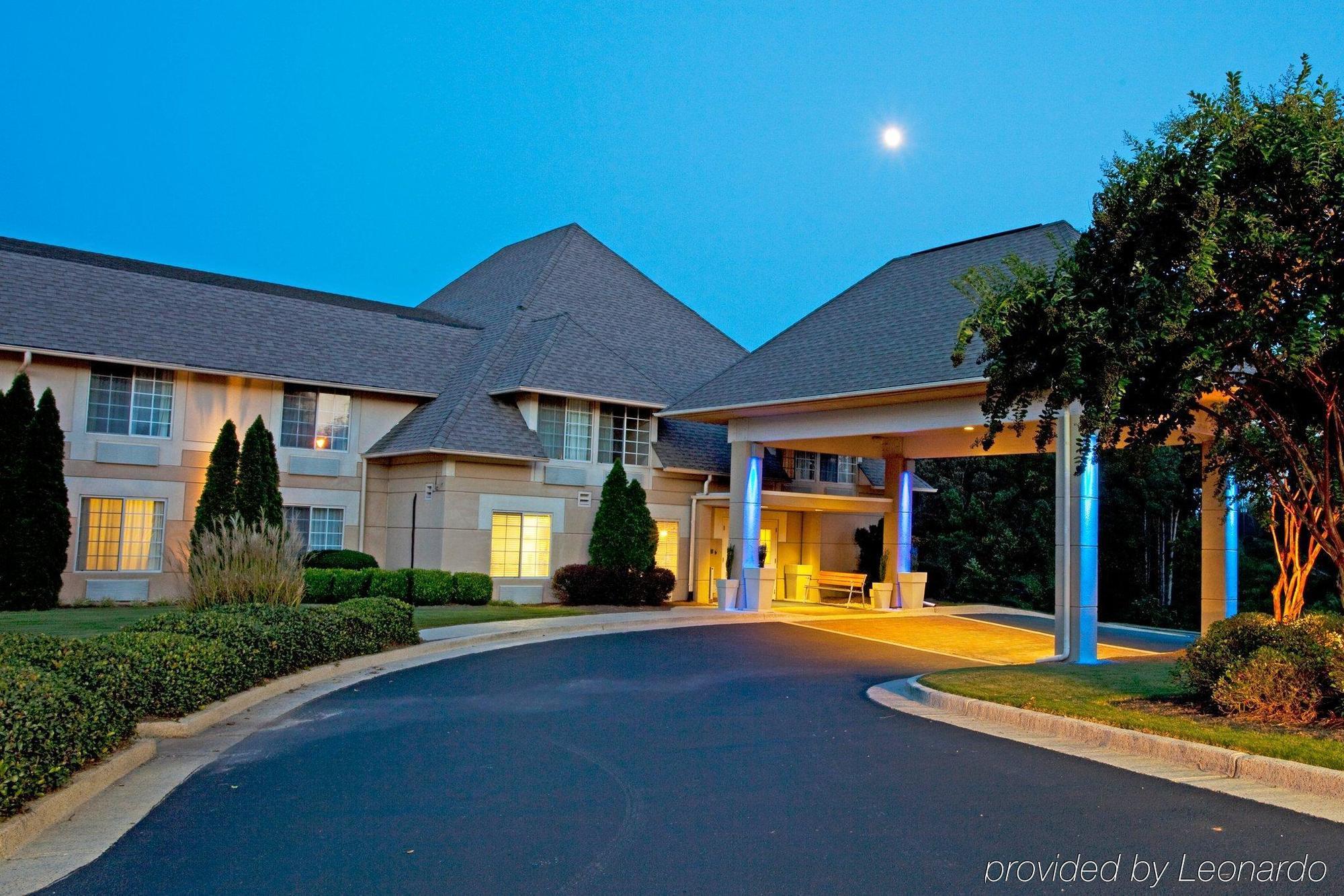Baymont Inn & Suites בראסלטון מראה חיצוני תמונה