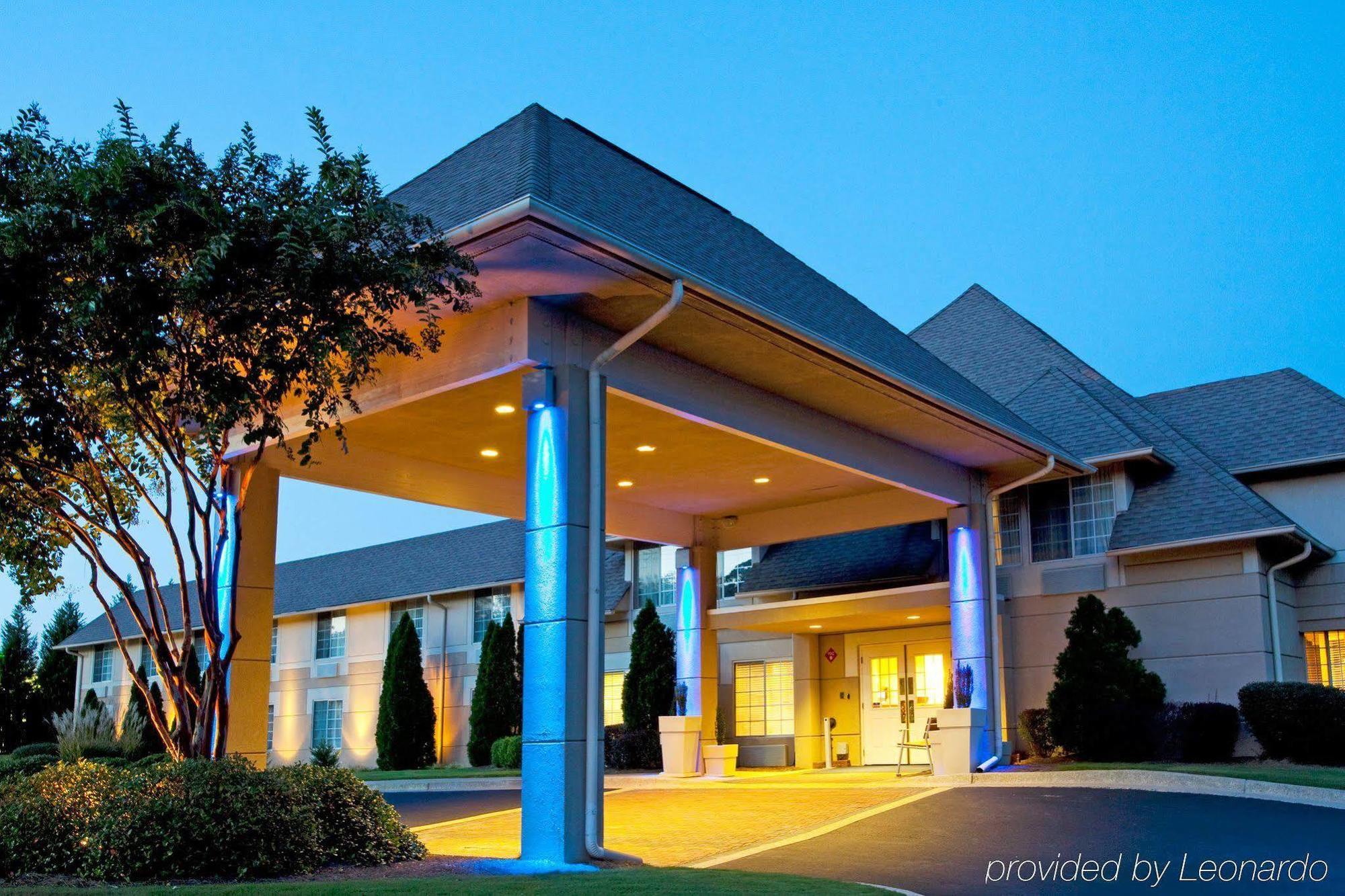 Baymont Inn & Suites בראסלטון מראה חיצוני תמונה